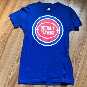 NWOT Detroit Pistons T-shirt